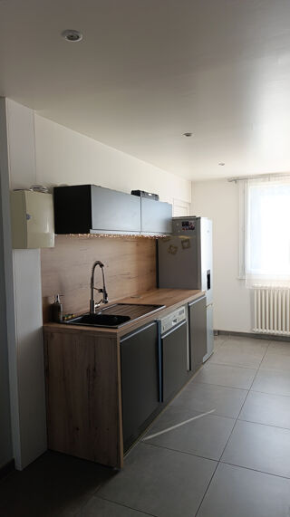  Appartement à louer 3 pièces 66 m²