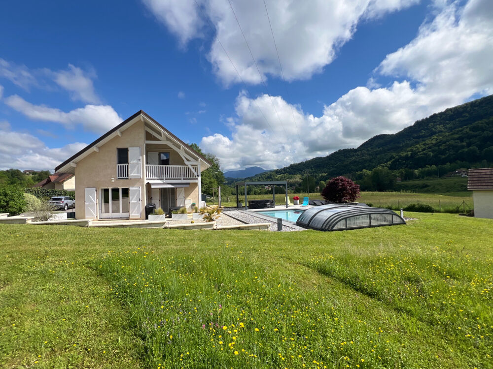 Maison 5 pièces 120 m² · à St Beron · 120 m² · 525 000 €