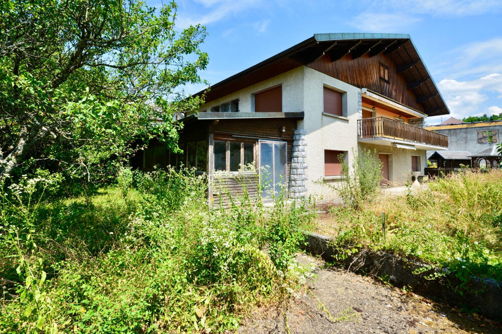 Espace et potentiel! Maison de 221 m2 + combles sur les hauteurs d'Annecy le Vieux