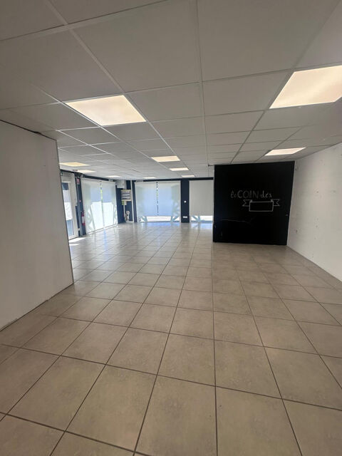   Opportunité Rare! 210 m2  modulables avec stationnement et visivilit 