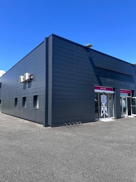 Opportunit&eacute; Rare! 210 m2  modulables avec stationnement et visivilit 3792 73420 Drumettaz clarafond