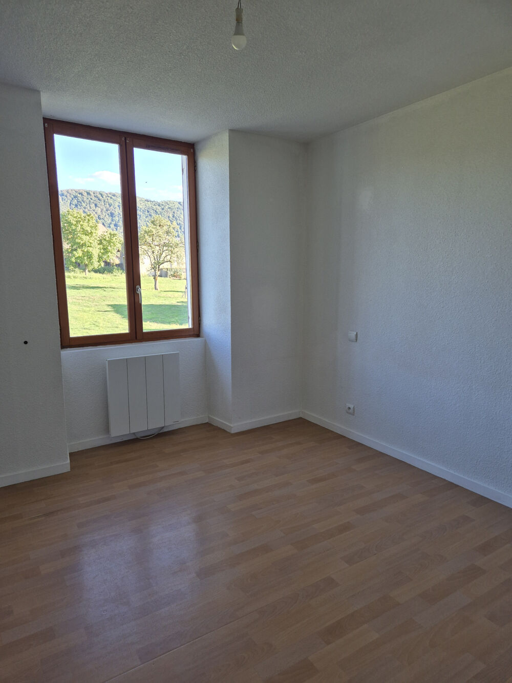 Location Appartement Appartement T4 de 64,68 m2 avec vue dégagée Coise st jean pied gauthier