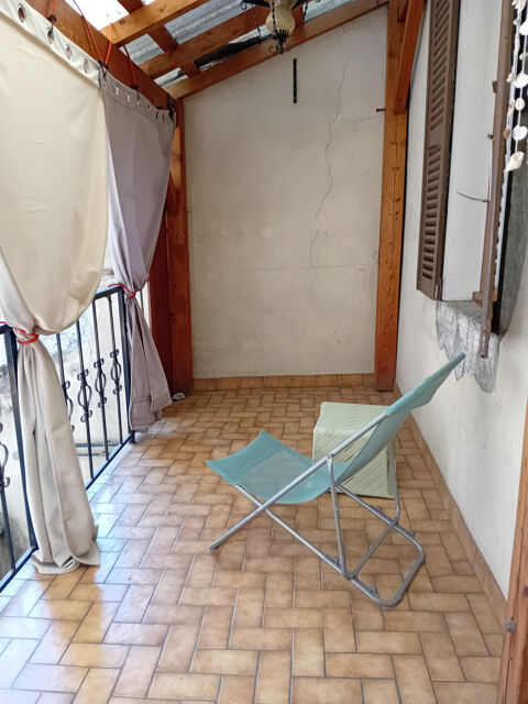   Appartement T3 avec terrasse proche écoles et commerces Appartement - 3 pièce(s) - 77 m²