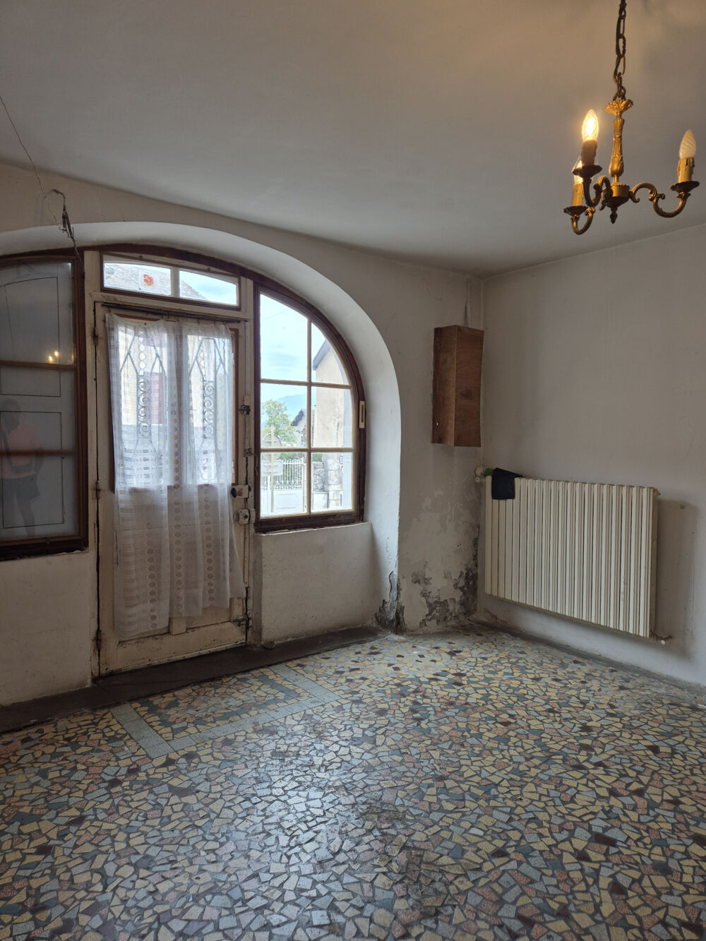 Vente Maison Maison de ville avec cour intérieure et dépendance Montmelian