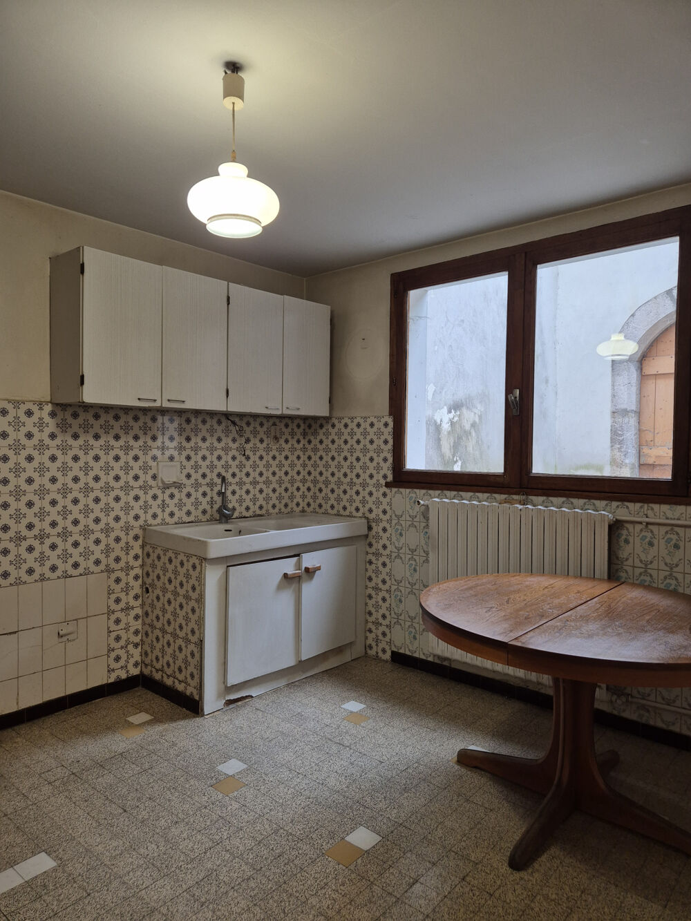 Vente Maison Maison de ville avec cour intérieure et dépendance Montmelian