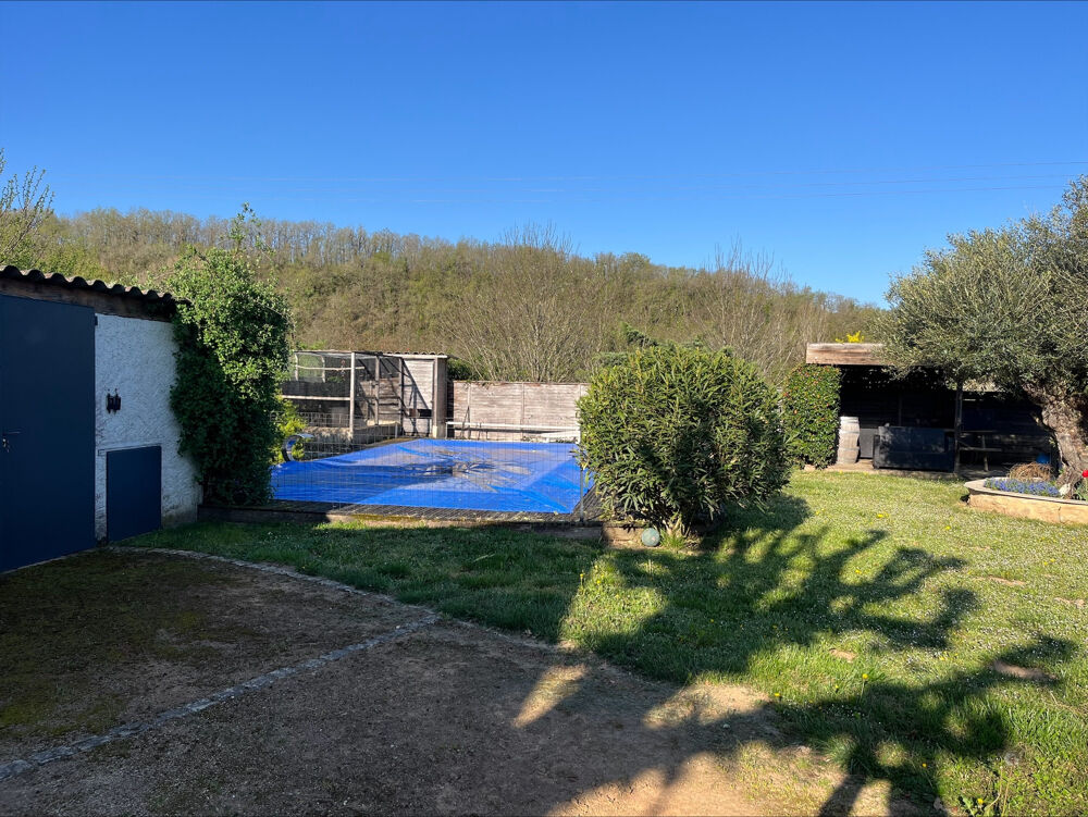 Maison en pierre T5/6 rénovée avec piscine sur 989m2 terrain