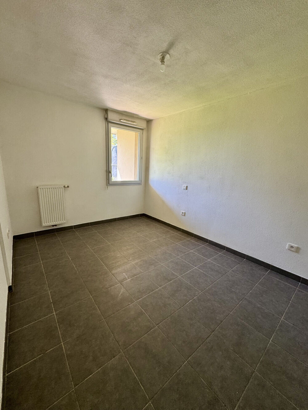 Vente Appartement T2 lumineux avec terrasse et parking   Toulouse Toulouse