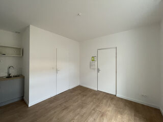  Appartement à louer 1 pièce 18 m²