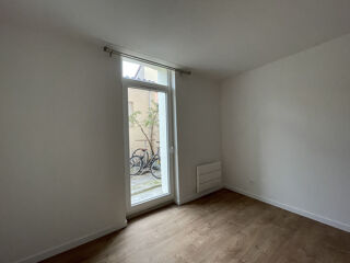  Appartement à louer 1 pièce 18 m²