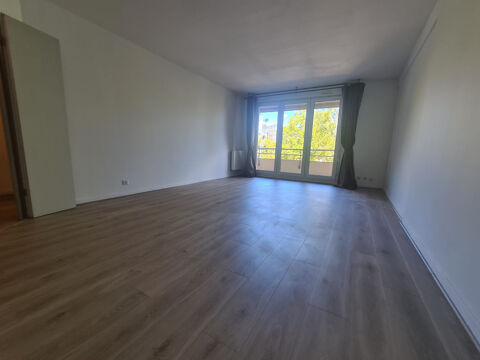  Appartement � louer 4 pi�ces 85 m�