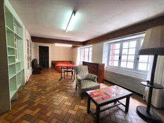  Maison � vendre 10 pi�ces 262 m�