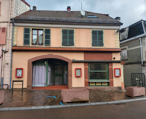   FONDS DE COMMERCE BAR /RESTAURANT/ TRAITEUR AMBULANT TRES BIEN PLACE 