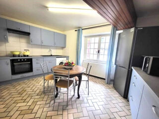  Maison à vendre 10 pièces 262 m²