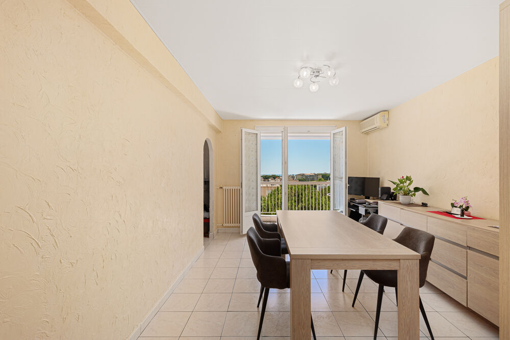 Vente Appartement APPARTEMENT A VENDRE 3/4 PIECES ANTIBES -CHEMIN DES COMBES-VUE MER-ETAGE ELEVE Antibes