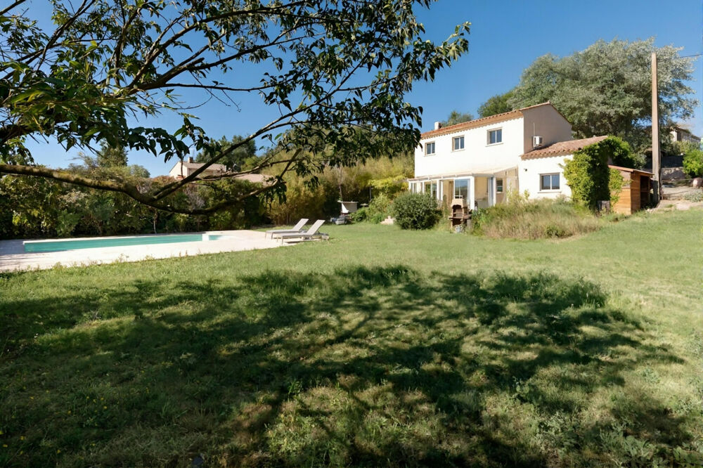 VILLA INDIVIDUELLE AVEC PISCINE 150 m2 MONTAUROUX (83440)