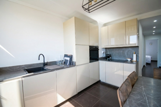  Appartement à louer 5 pièces 91 m²