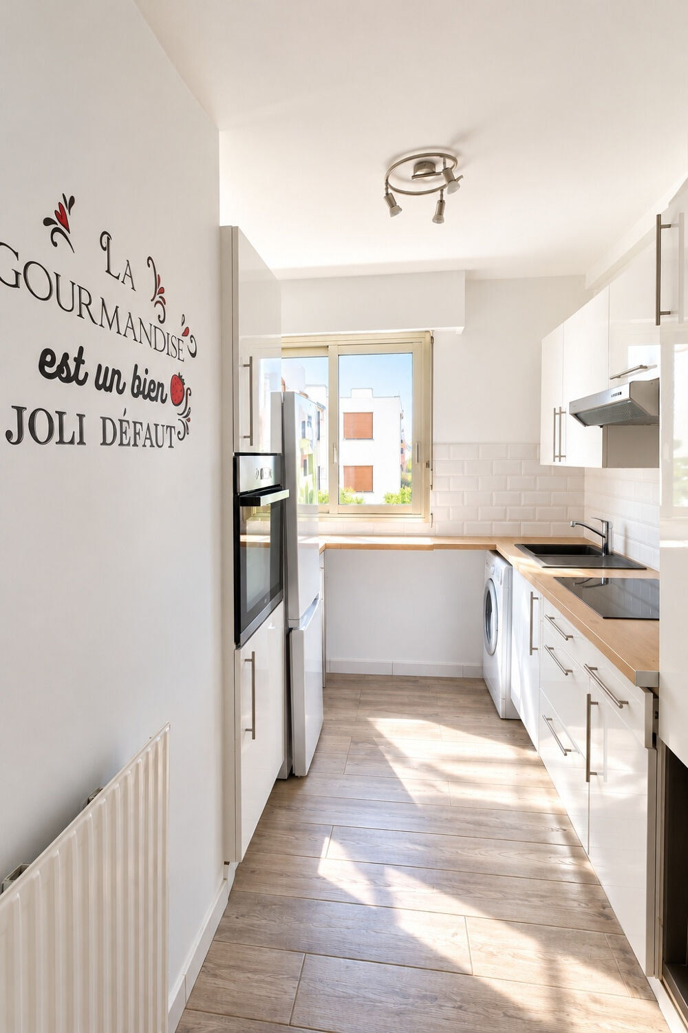 Vente Appartement BEAUX  ET GRAND 2 PIECES - ETAGES ELEVE, TERRASSE Cannes