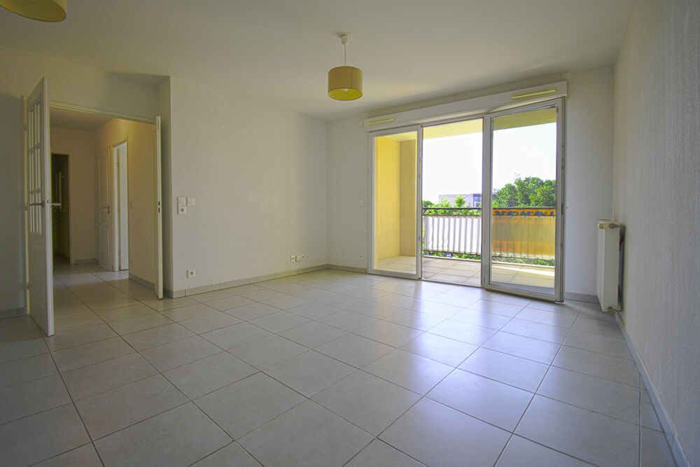 Vente Appartement Opportunité - Grand 2 pièces +bureau+box+cave Cagnes sur mer