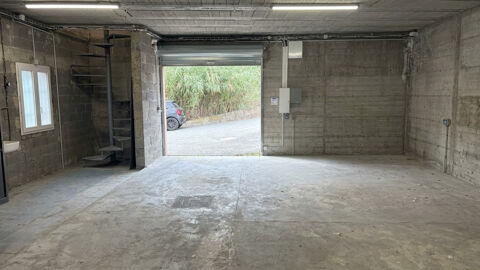 &Agrave; louer 70m2   Local commercial / d&eacute;p&ocirc;t   Le Rouret 1470 06650 Le rouret