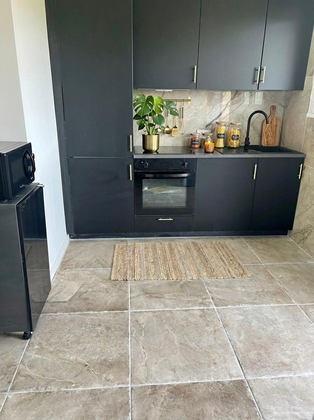 Vente Appartement Coup de cœur ! Superbe T3 lumineux en dernier étage avec balcons, cave et parking Vallauris