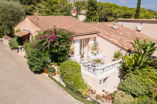  Remise / Grange à vendre 2 pièces 50 m² Vallauris