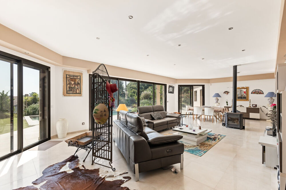  vendre  Maison Antibes (06600)