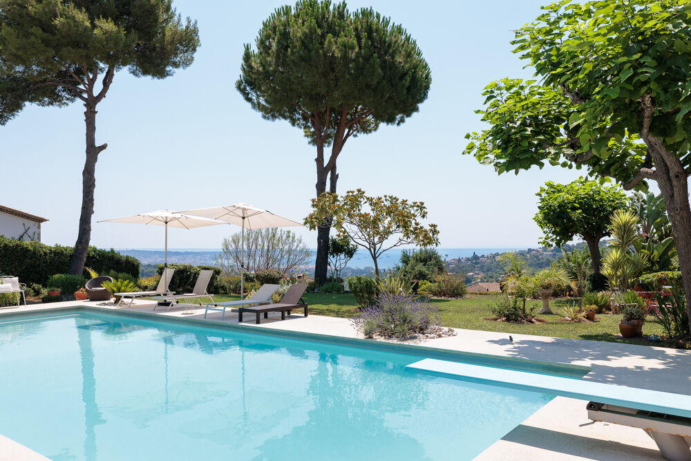 à vendre  Maison Antibes (06600)