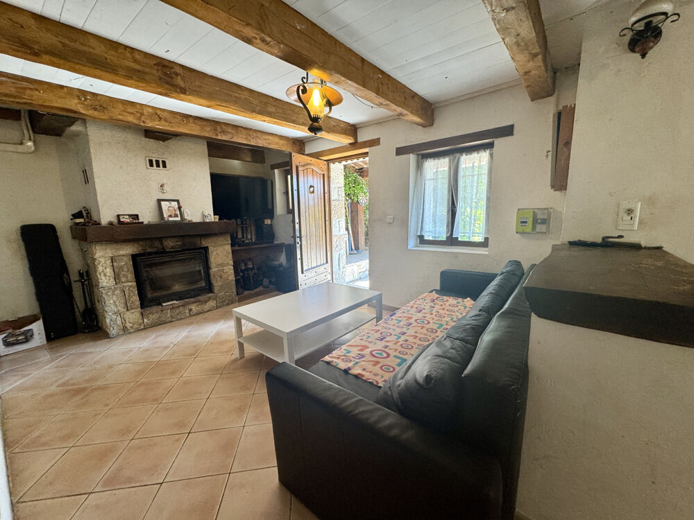 Maison de village - Les Sausses - Terrain de 46m2