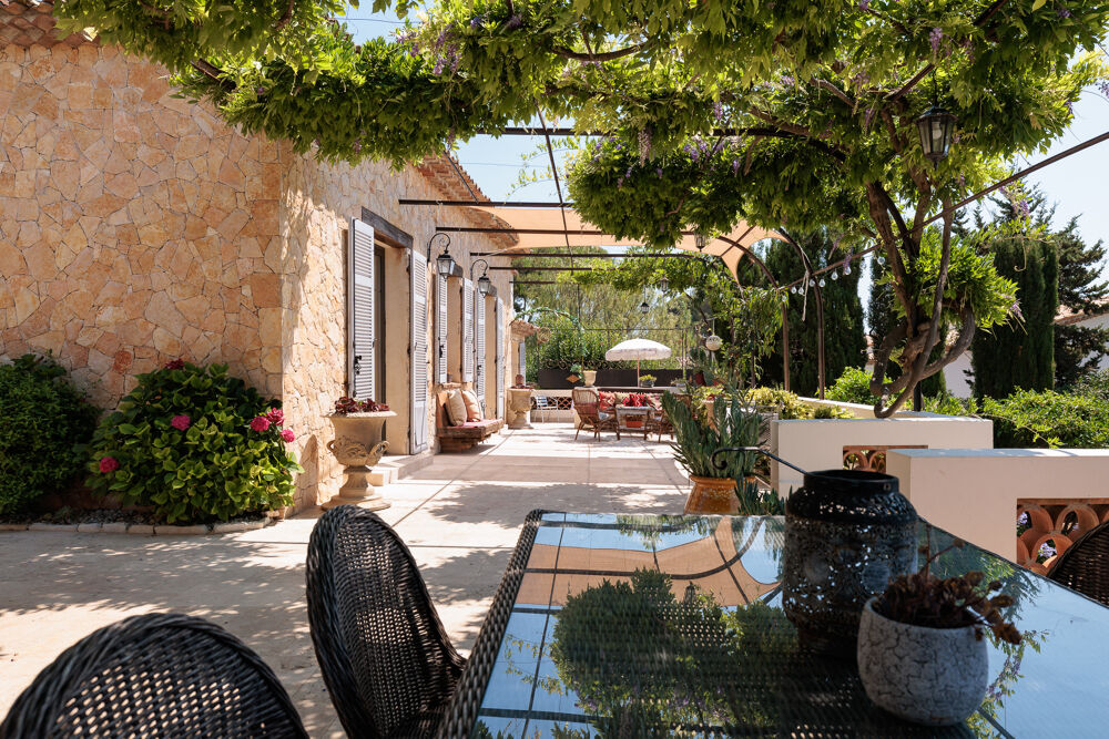 à vendre  Maison Antibes (06600)