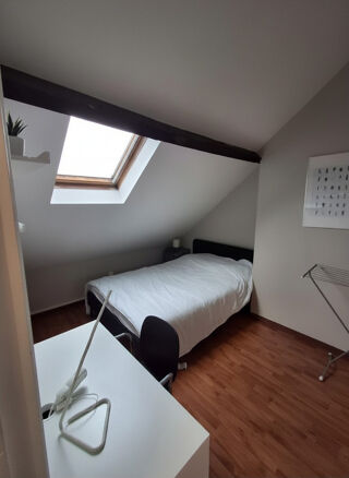  Colocation à louer 7 pièces 140 m²