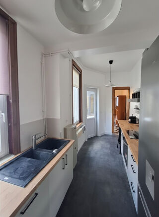  Maison à louer 5 pièces 115 m²