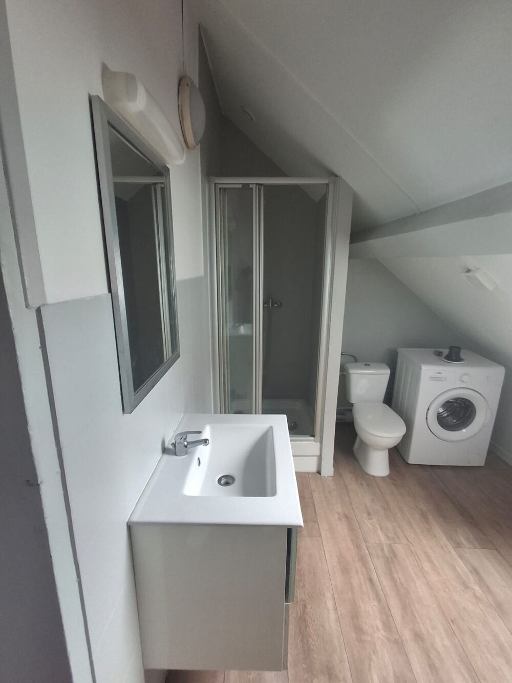 Vente Immeuble IMMEUBLE DE RAPPORT   LILLE FIVES   PLACE MADELEINE CAULIER   EMPLACEMENT No1 FACE AU MÉTRO Lille