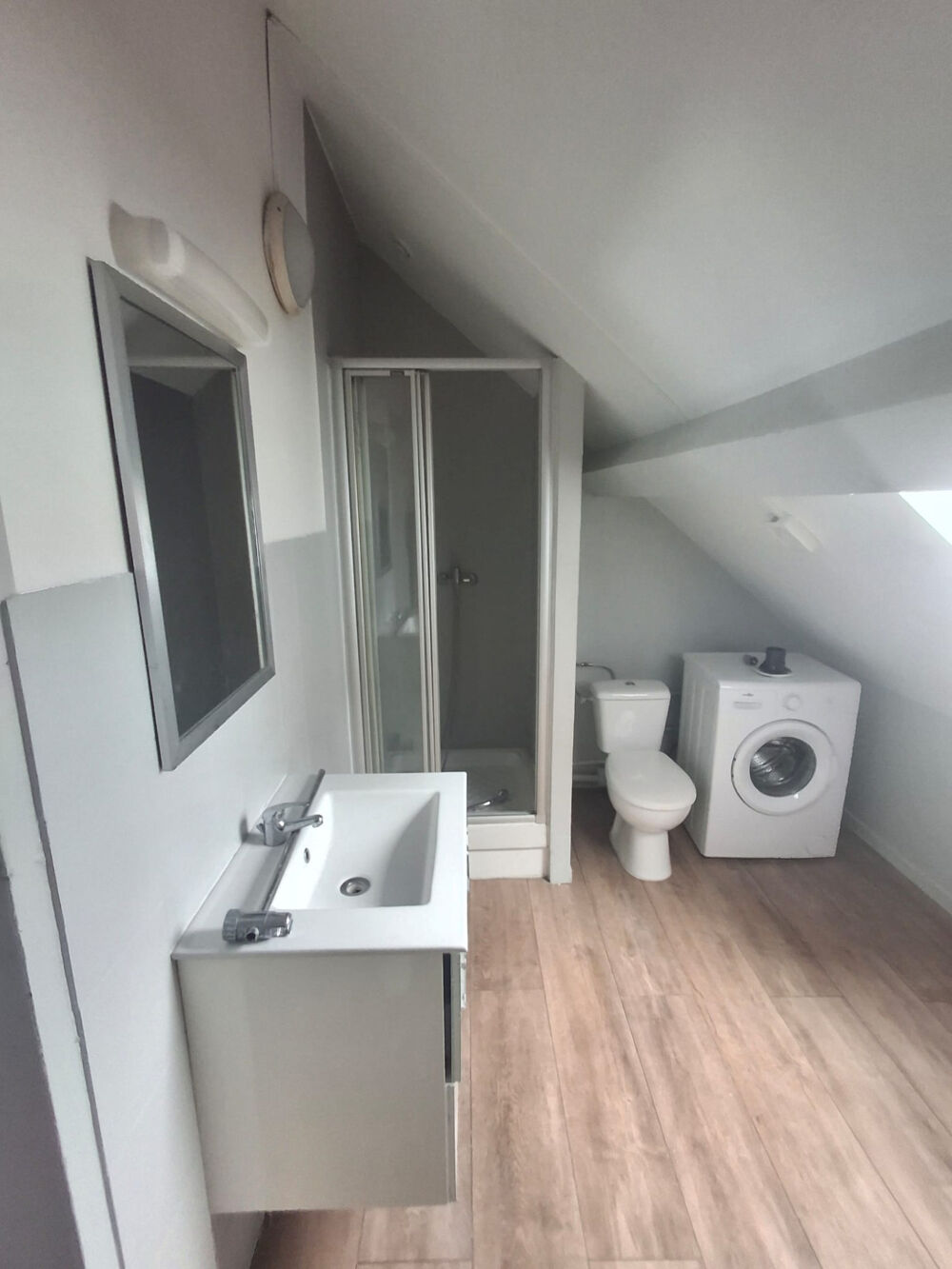 Vente Immeuble IMMEUBLE DE RAPPORT   LILLE FIVES   PLACE MADELEINE CAULIER   EMPLACEMENT No1 FACE AU MÉTRO Lille