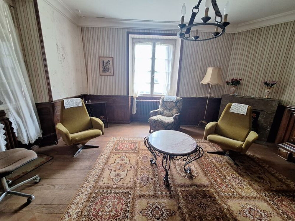 Maison de caractère de type 6 avec grange - Sousceyrac en Quercy