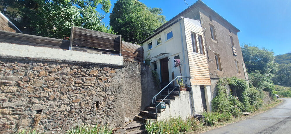 Vente Maison Maison de caractère de type 2-3 avec cour et petit jardin Terrou
