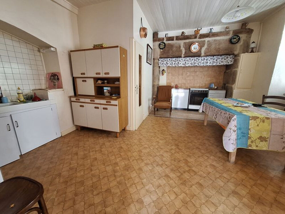 Maison de village type 2-3 centre Sousceyrac en Quercy