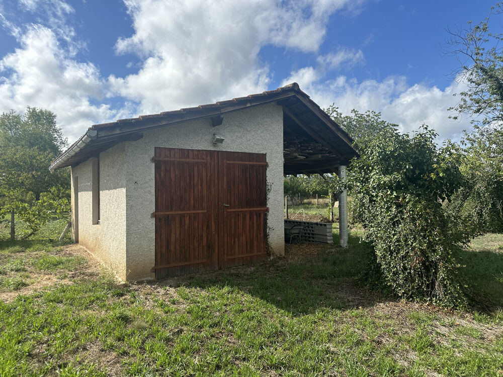 Maison familiale avec jardin, terrasse couverte et dépendance Gagnac-sur-Cère