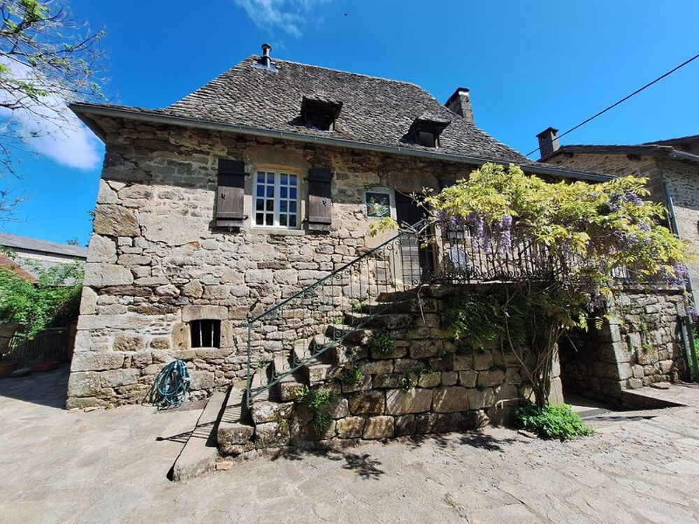 Maison de caractère type 3 élevée sur cave avec jardin