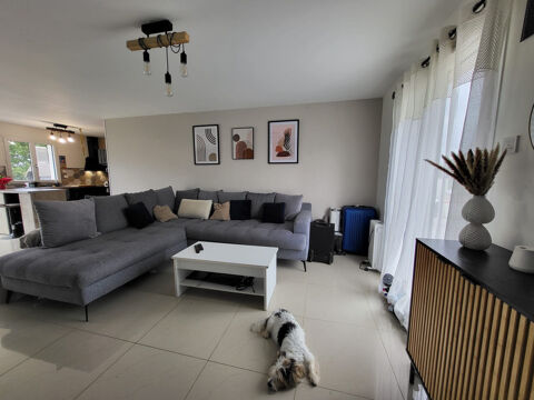   Maison T4 de 92 m2 sur une parcelle de 750 m2 Maison - 4 pièce(s) - 93 m²