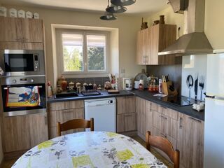  Maison � vendre 10 pi�ces 144 m�