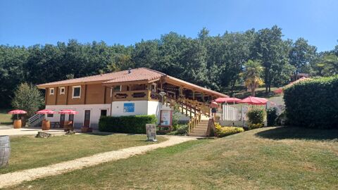 B&acirc;timent commercial de 350m&sup2; avec activit&eacute; bar/snacking 154012 46700 Mauroux