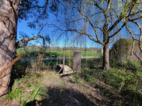 B&acirc;timent industriel dans un village dynamique. 196000 32230 Marciac
