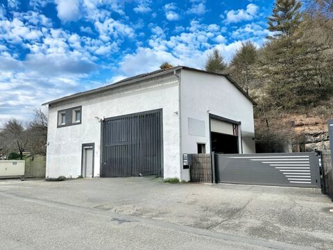 Local commercial : atelier, stockage et bureaux 159000 46000 Cahors
