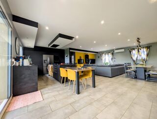  Maison � vendre 8 pi�ces 185 m�