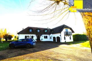 Maison 12 pièces 291 m² · à Dole · 291 m² · 676 000 €
