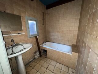  Immeuble � vendre 180 m�