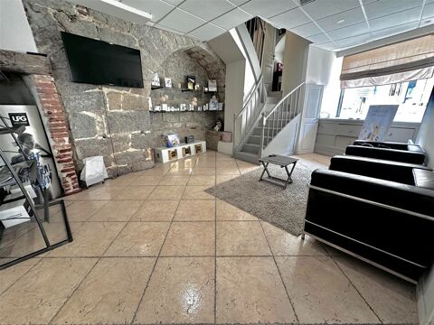 Local commercial en duplex - hyper centre 175000 46000 Cahors
