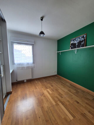  Appartement � vendre 5 pi�ces 65 m�