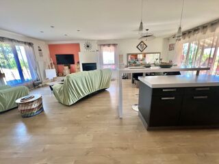  Maison  vendre 4 pices 165 m