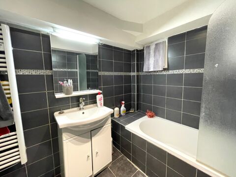  Appartement � louer 4 pi�ces 120 m�